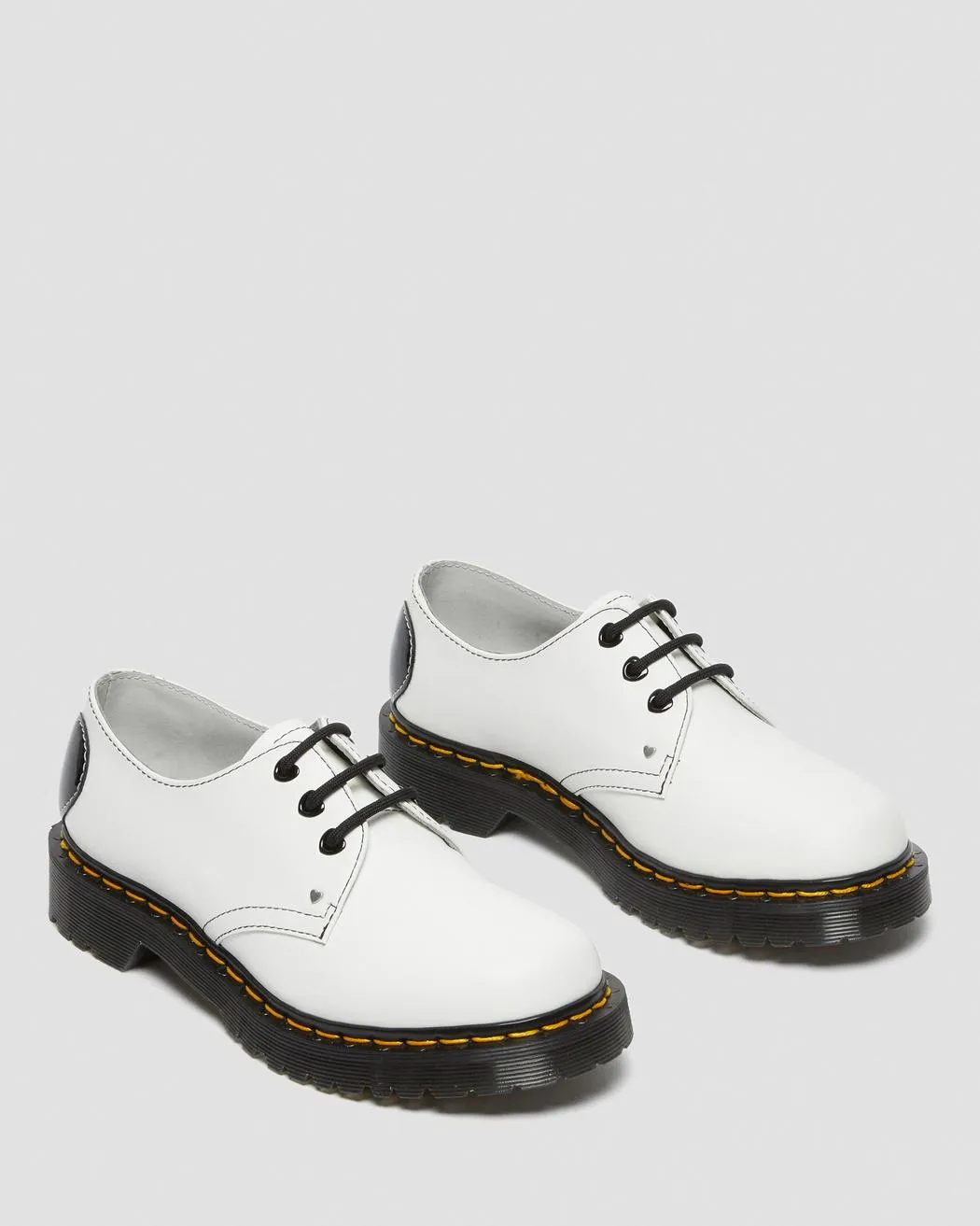 1461 HEARTS WHITE SMOOTH PATENT OXFORD SHOE