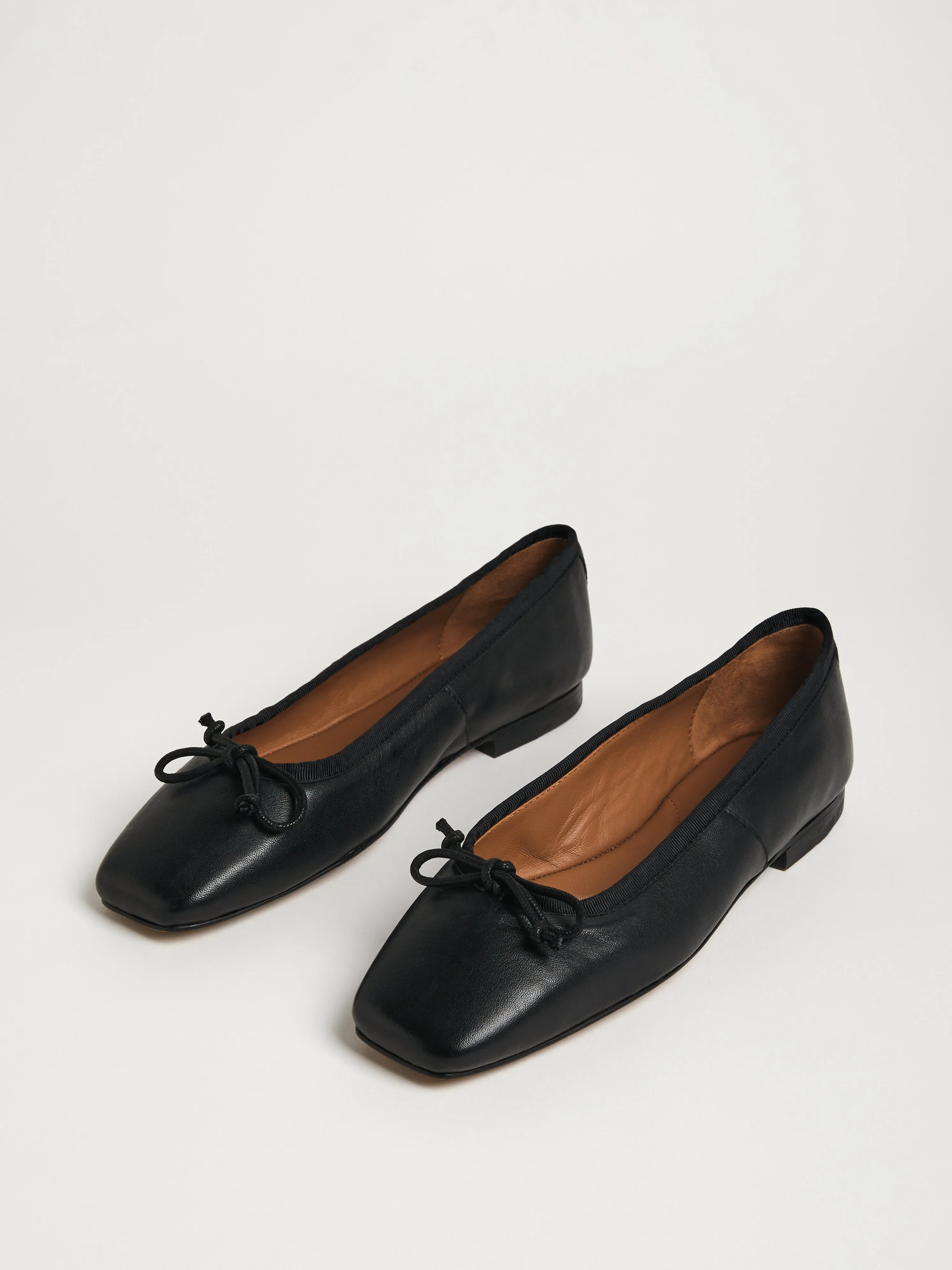 Chiswick Leather Ballerinas | Black