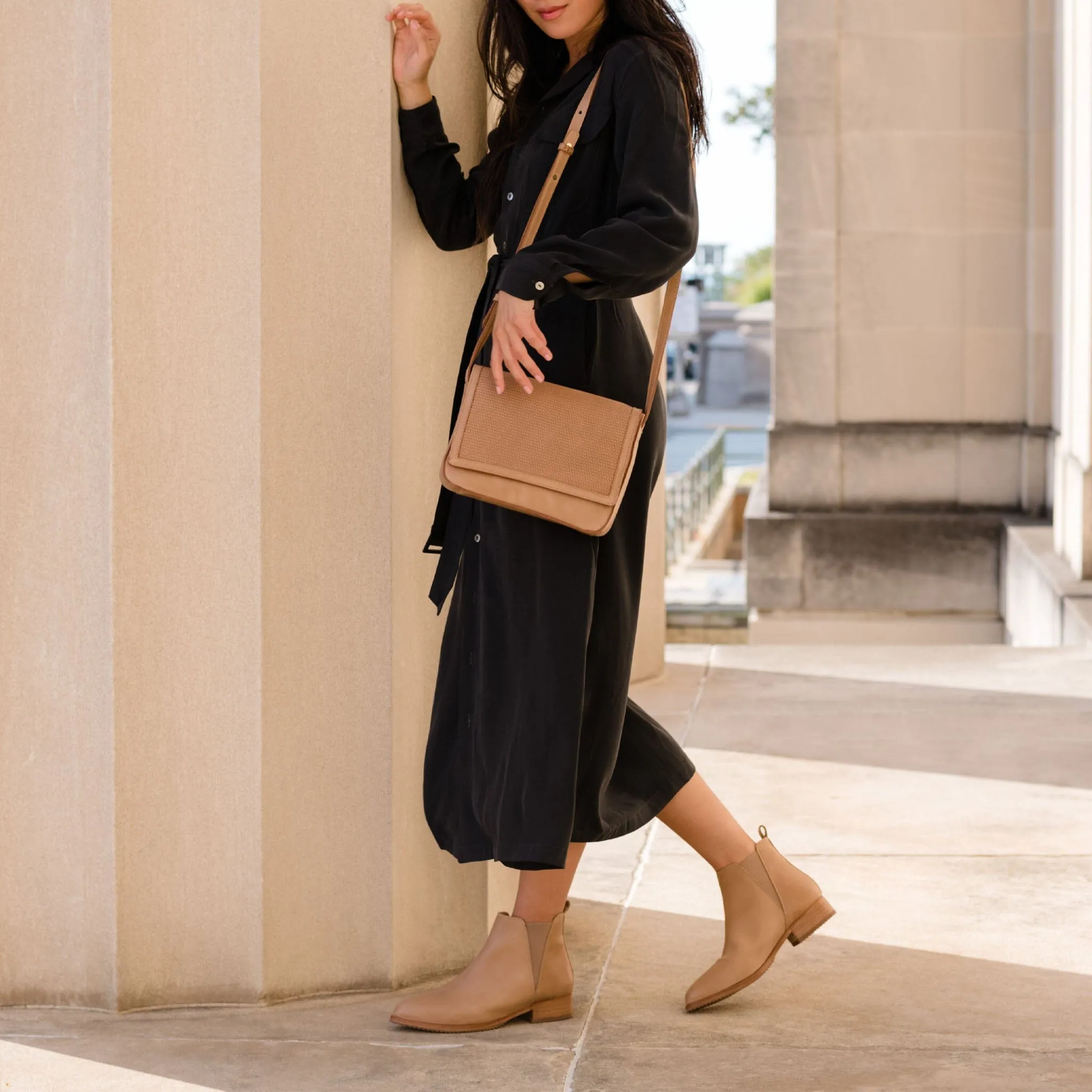 Eva Everyday Chelsea Boot Almond